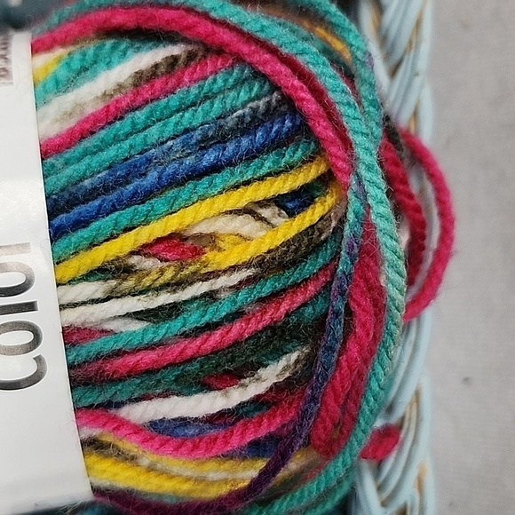 Coach Schachenmayr SMC Bravo Jacquard 254 Yds 4  Hanks Rainbow Acrylic Yarn - Picture 4 of 13